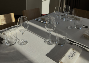 Table du Carré Fourvière, dressé par le restaurant Bulle